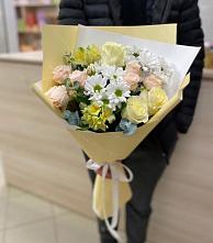 Букет цветов из:  Альстромерии, Розы и Хризантемы в Катыр-Юрте